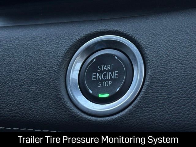 Used 2024 Cadillac Escalade Sport w/ LPO, ONYX Package image 44