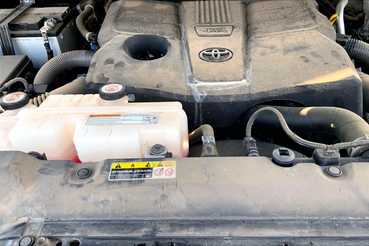 Used 2023 Toyota Tundra SR5 AWD/4WD image 32