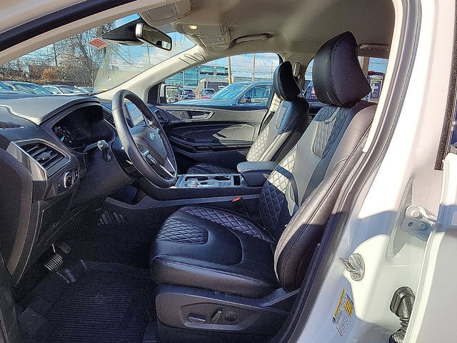 Certified 2023 Ford Edge Titanium AWD/4WD image 11