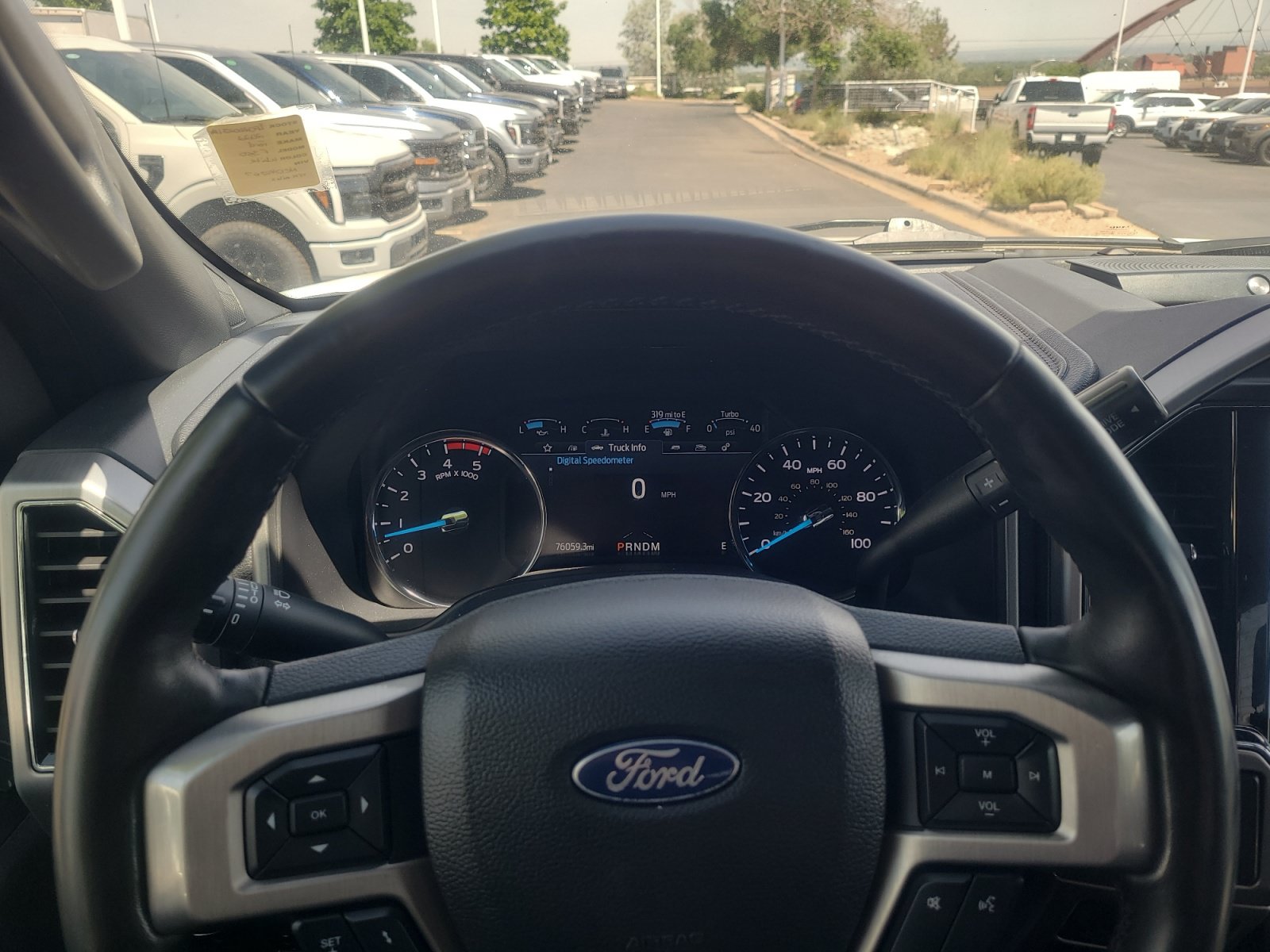 Certified 2022 Ford F350 Platinum w/ FX4 Off-Road Package AWD/4WD image 10