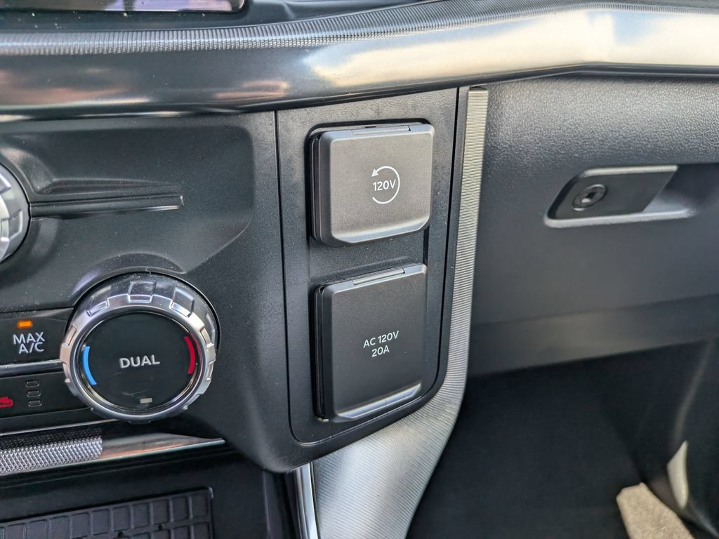 Certified 2024 Ford F150 Platinum w/ Equipment Group 702A High AWD/4WD image 27