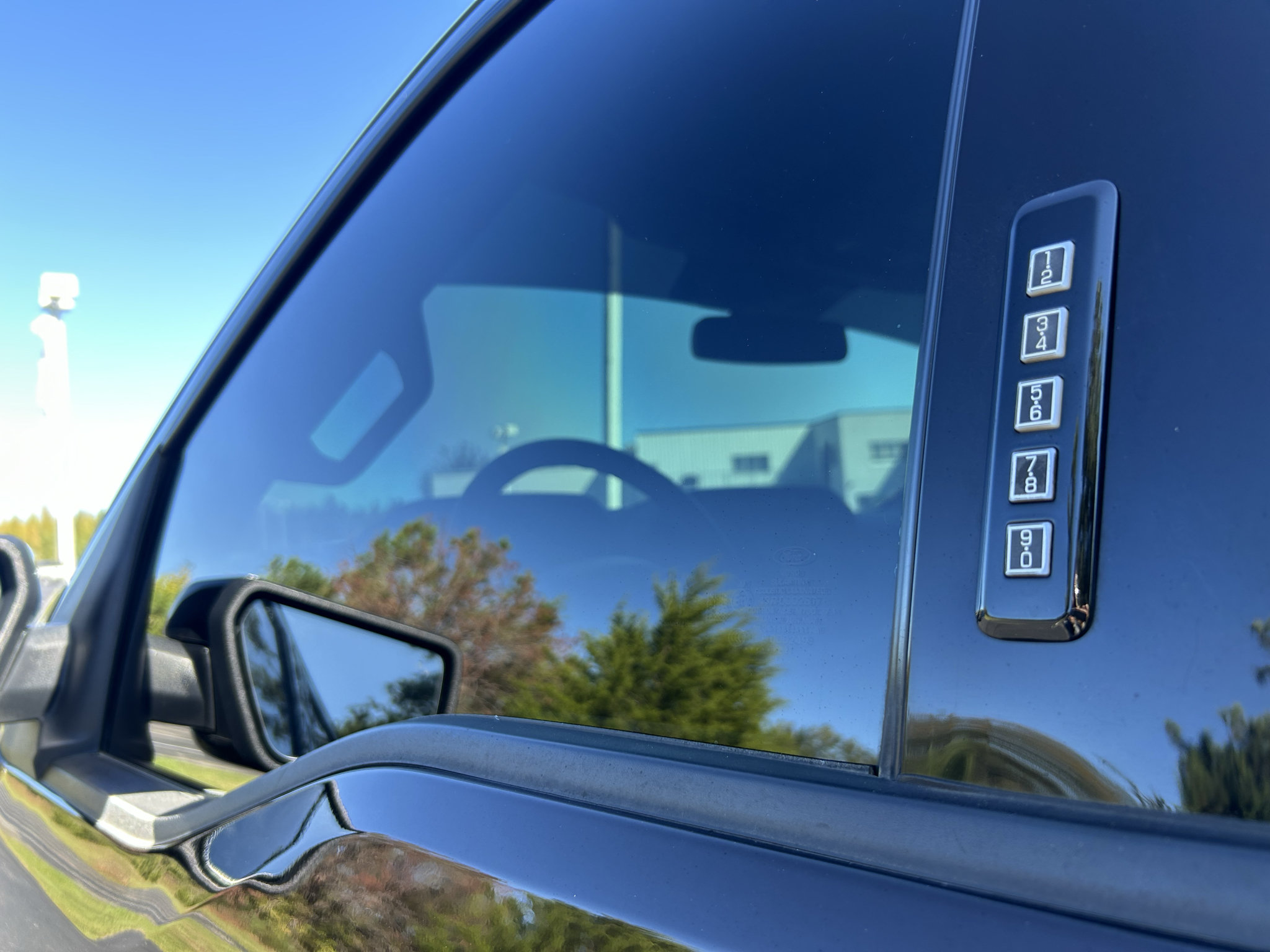Certified 2021 Ford F150 Lariat AWD/4WD image 22