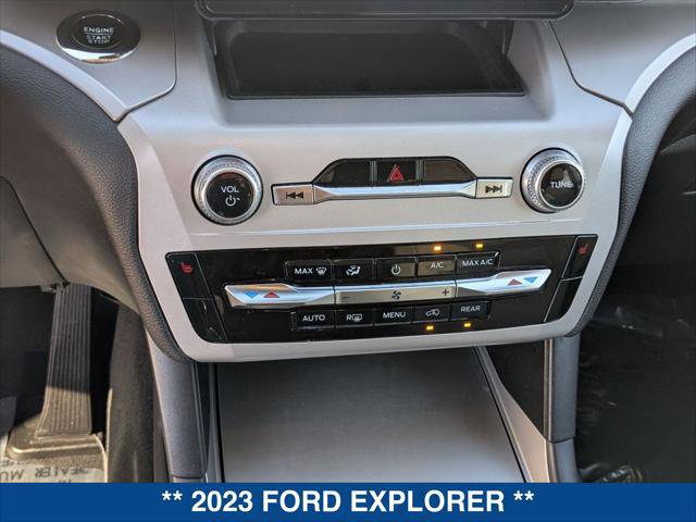 Certified 2023 Ford Explorer XLT image 17