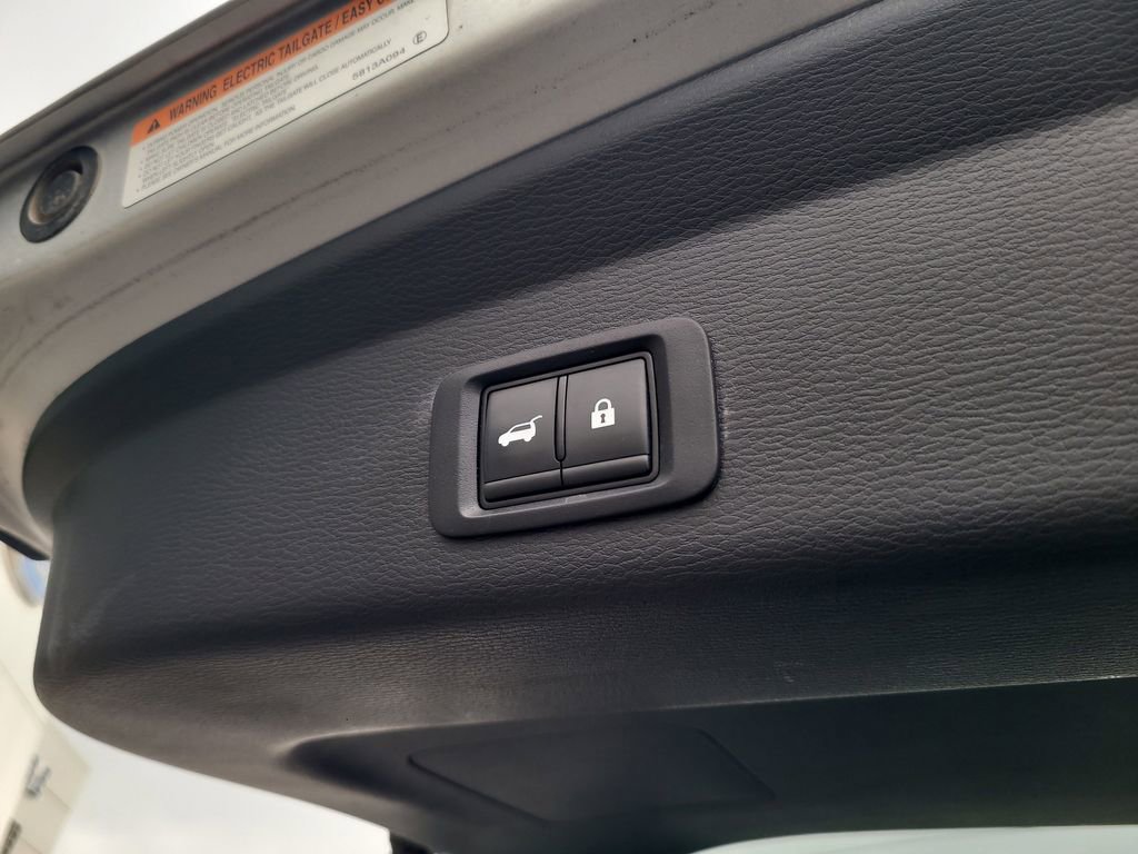 Used 2024 Mitsubishi Outlander SE image 28