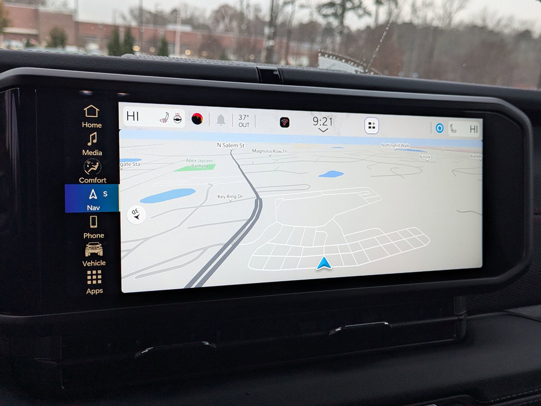 Used 2024 Jeep Wrangler Unlimited Rubicon w/ Technology Group image 28