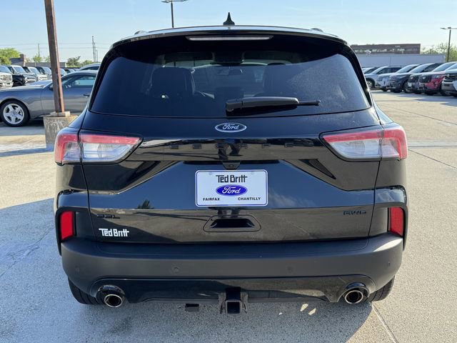Certified 2022 Ford Escape SEL w/ SEL Stealth AWD Package image 4