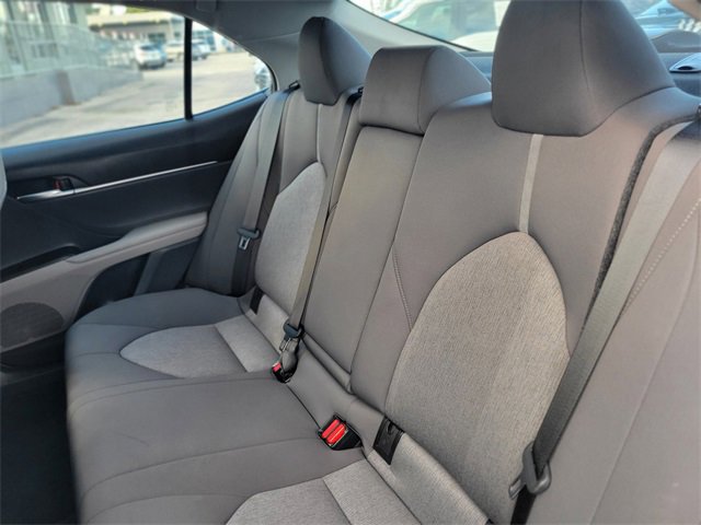 Used 2022 Toyota Camry LE image 8