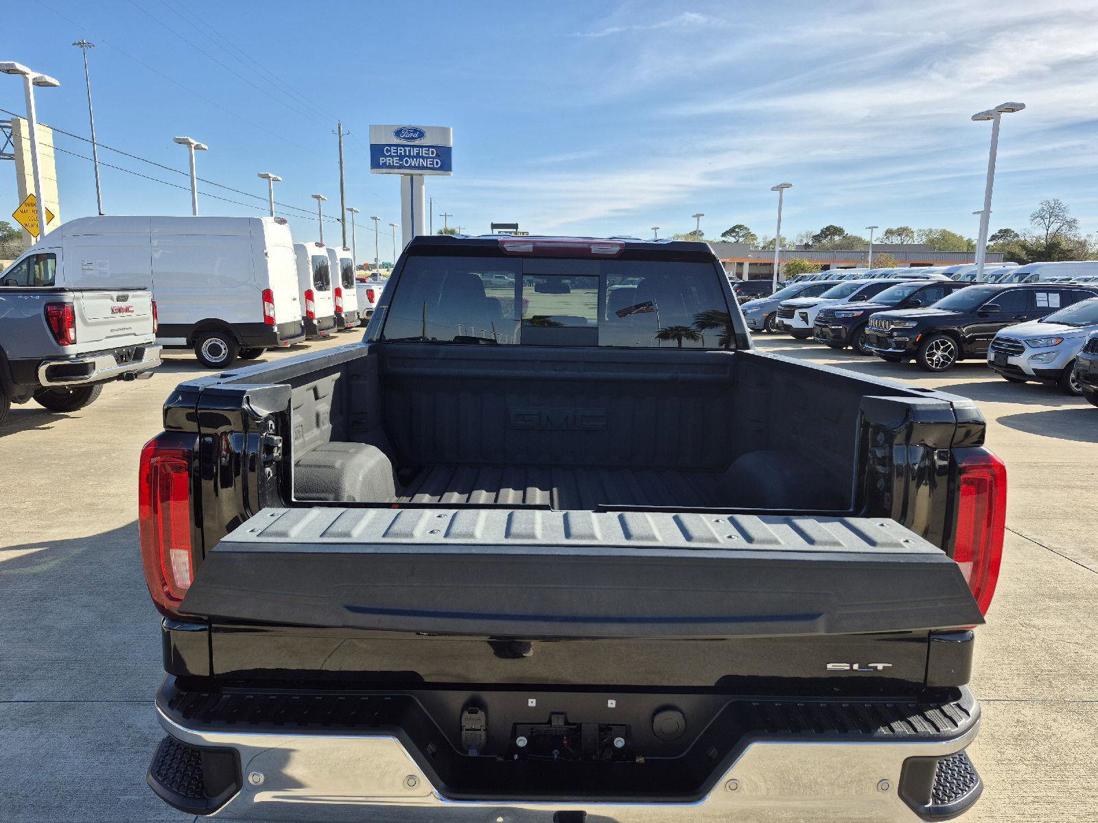 Used 2021 GMC Sierra 1500 SLT image 12