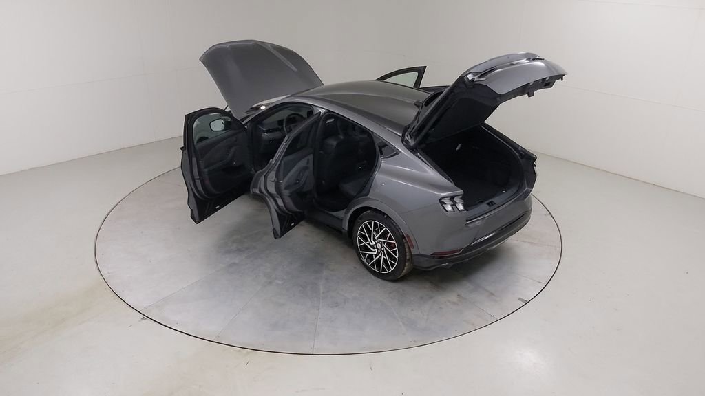 Certified 2023 Ford Mustang Mach-E GT w/ GT Performance Edition AWD/4WD image 51