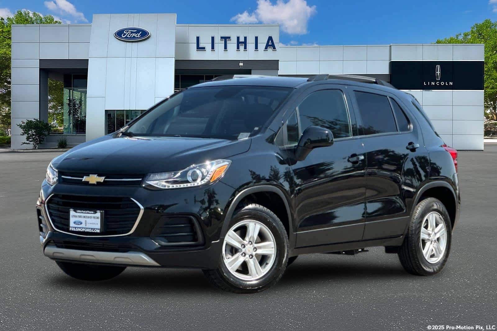 Used 2022 Chevrolet Trax LT w/ LT Convenience Package