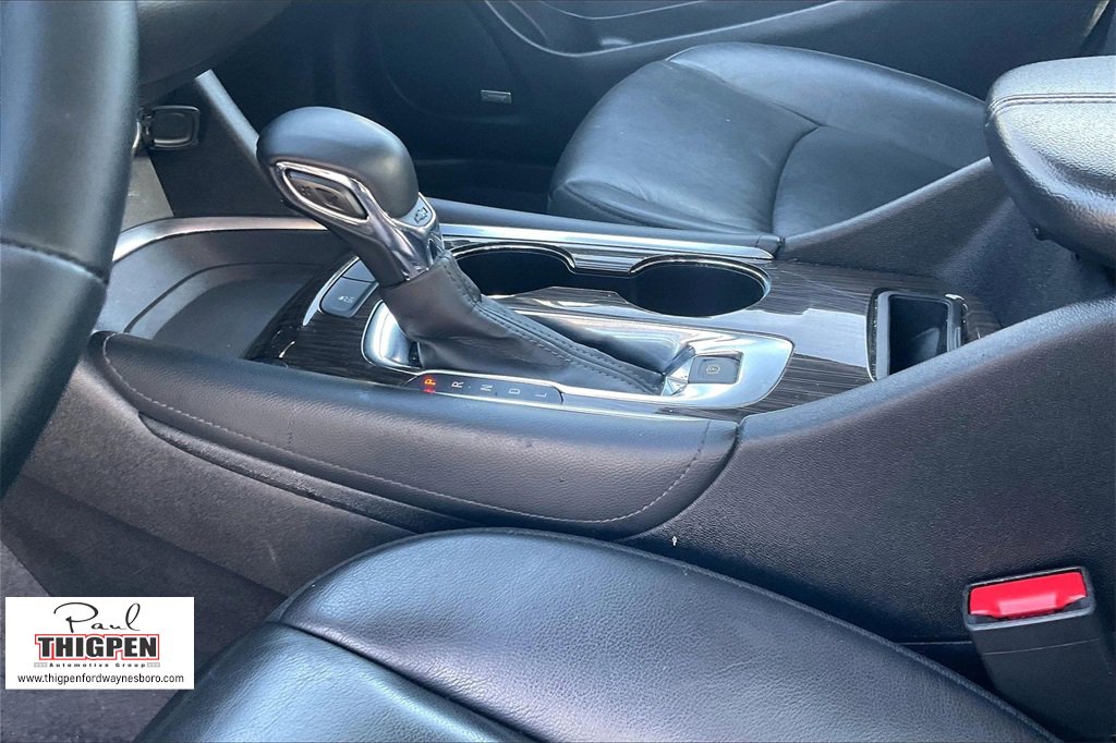 Used 2024 Chevrolet Malibu LT image 14