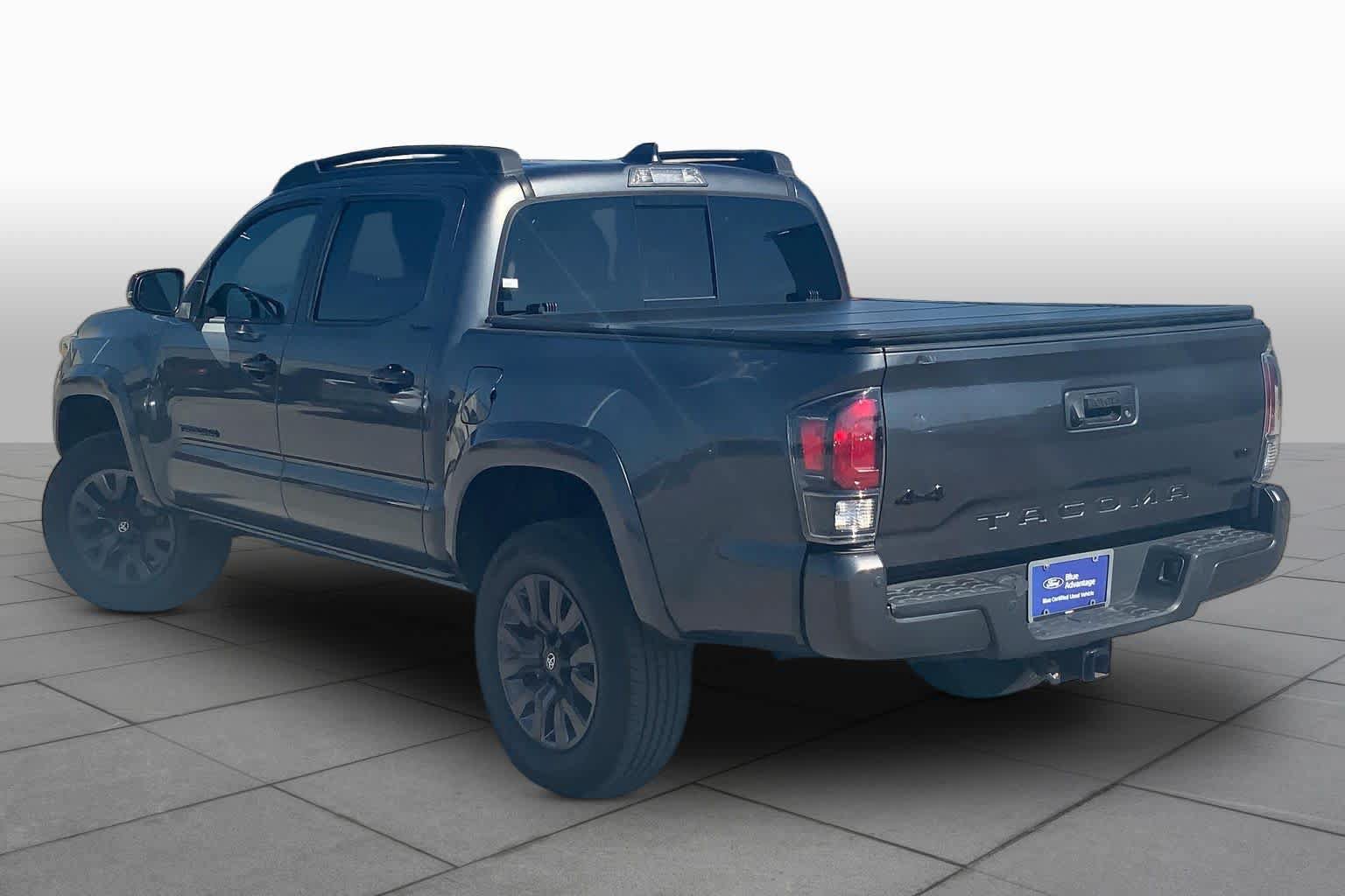 Used 2021 Toyota Tacoma Limited w/ Nightshade Package AWD/4WD image 12