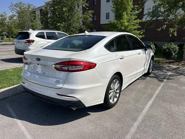 Certified 2019 Ford Fusion SE FWD image 4