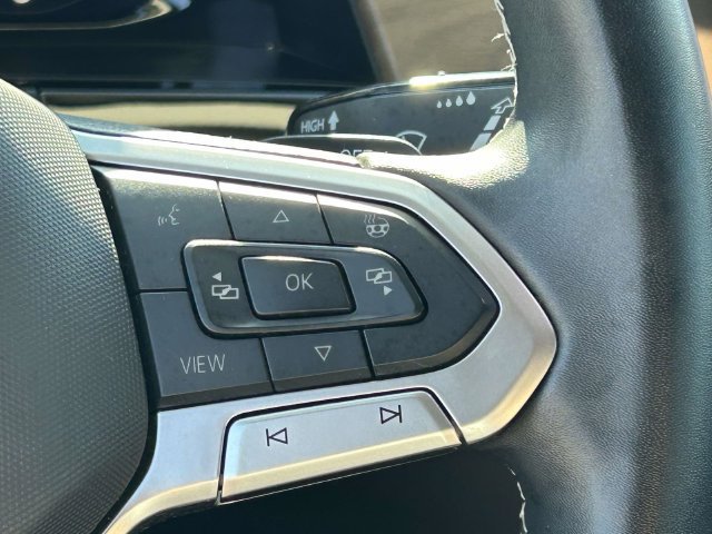 Used 2025 Volkswagen Atlas SE FWD image 20