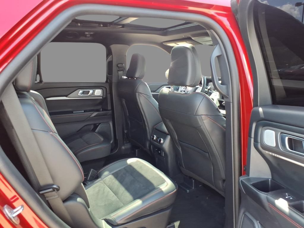 Certified 2025 Ford Explorer ST w/ Sun And Sound Package AWD/4WD image 11