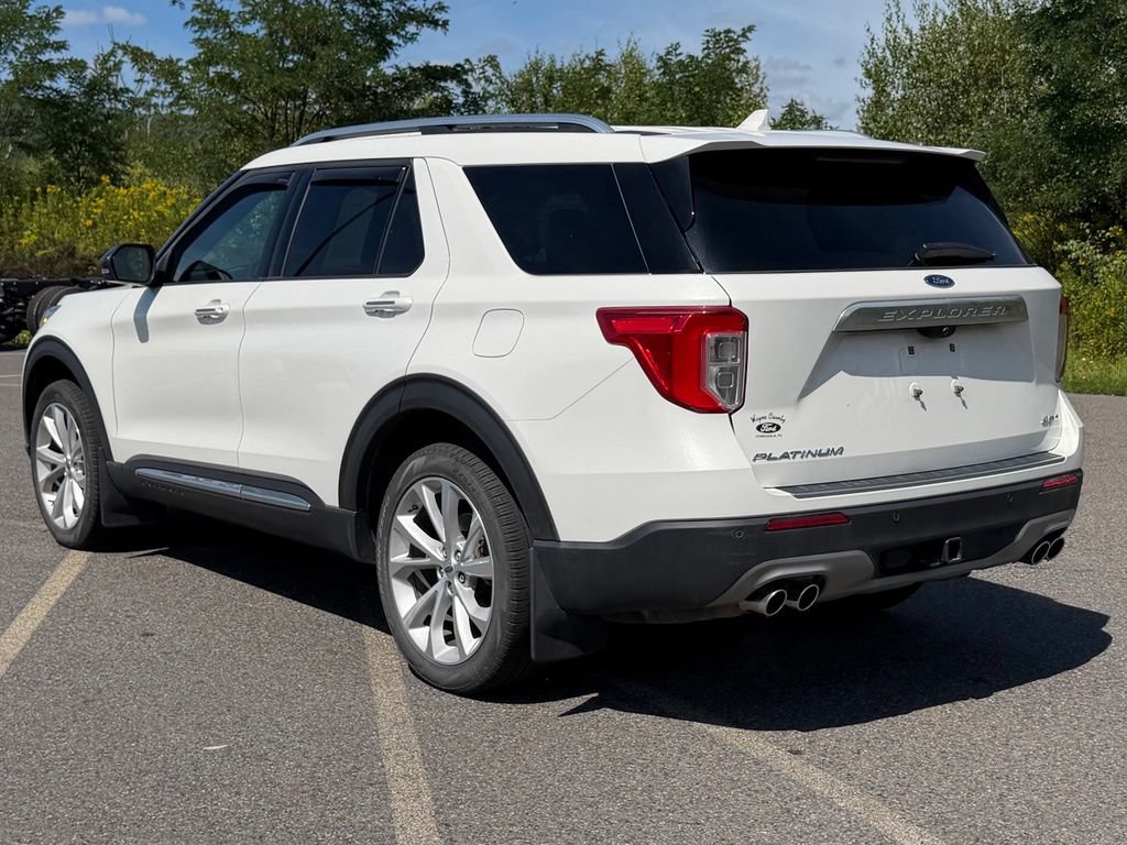 Certified 2024 Ford Explorer Platinum w/ Technology Package AWD/4WD image 29