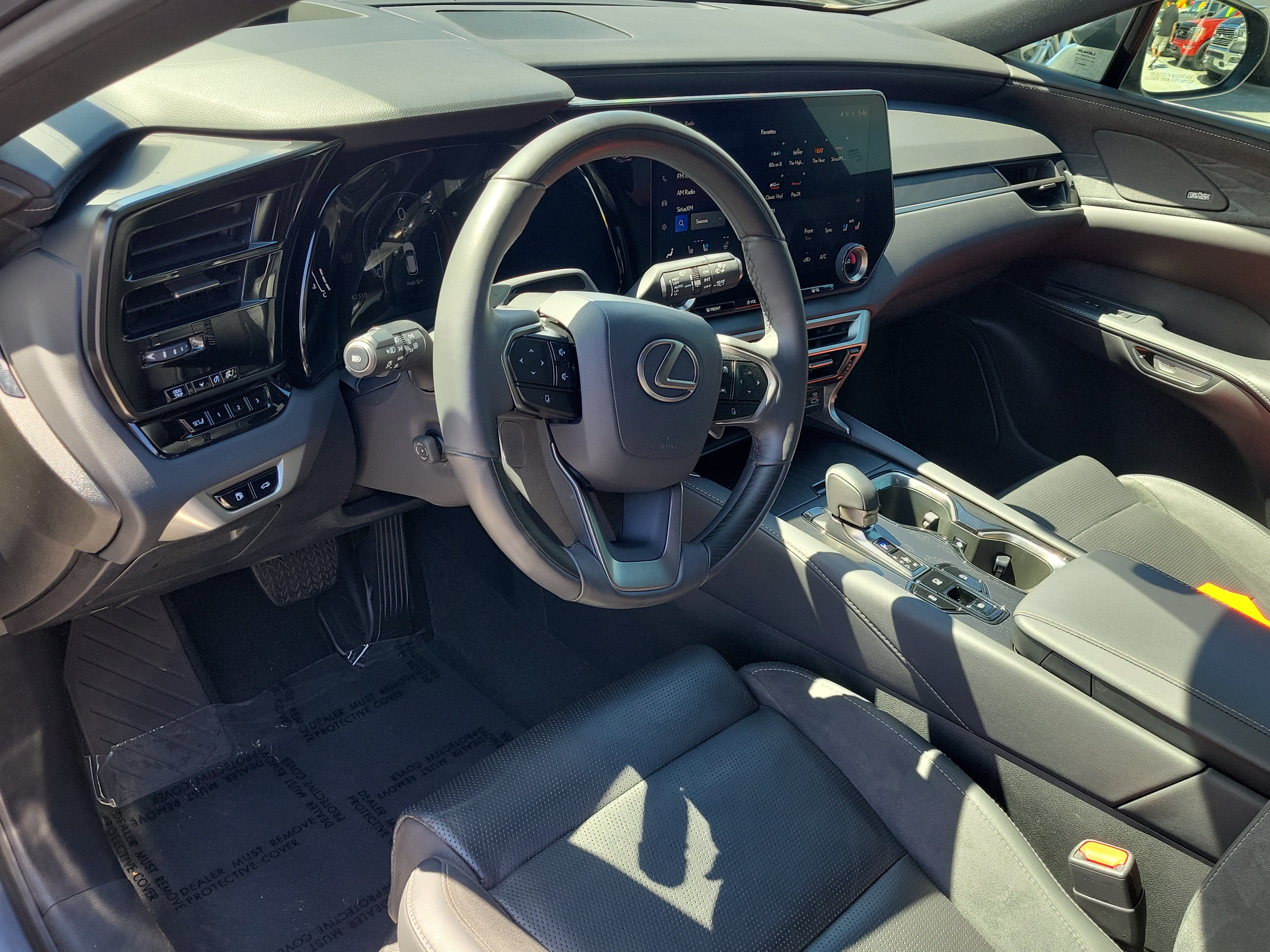 Used 2024 Lexus RX 350 FWD w/ Convenience Package image 21