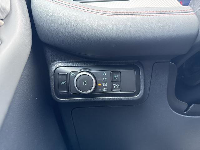 Certified 2025 Ford Explorer Active w/ Active Comfort Package image 13