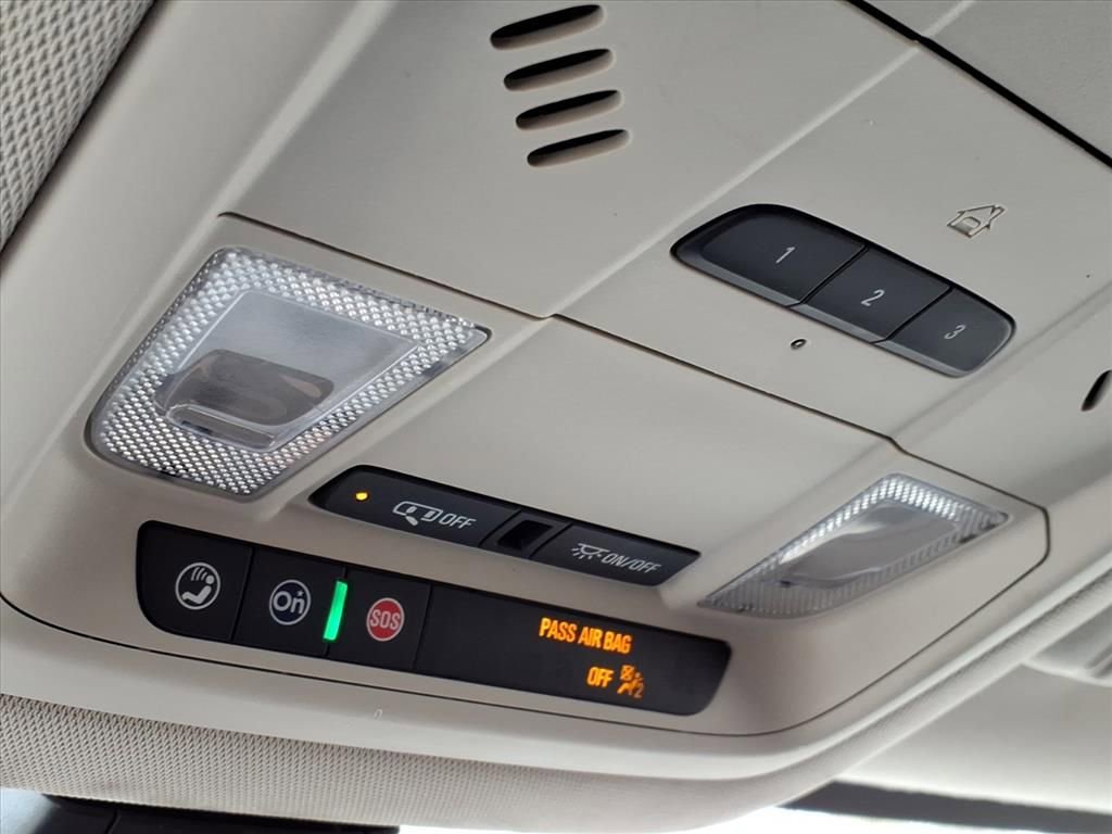 Used 2023 GMC Acadia Denali image 25