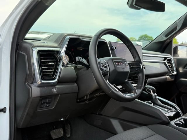Used 2024 GMC Canyon Elevation w/ Convenience Package AWD/4WD image 14