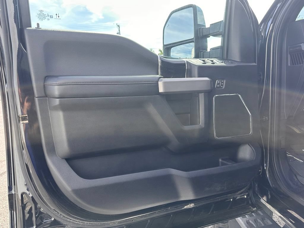 Certified 2020 Ford F350 4x4 Crew Cab Super Duty image 17