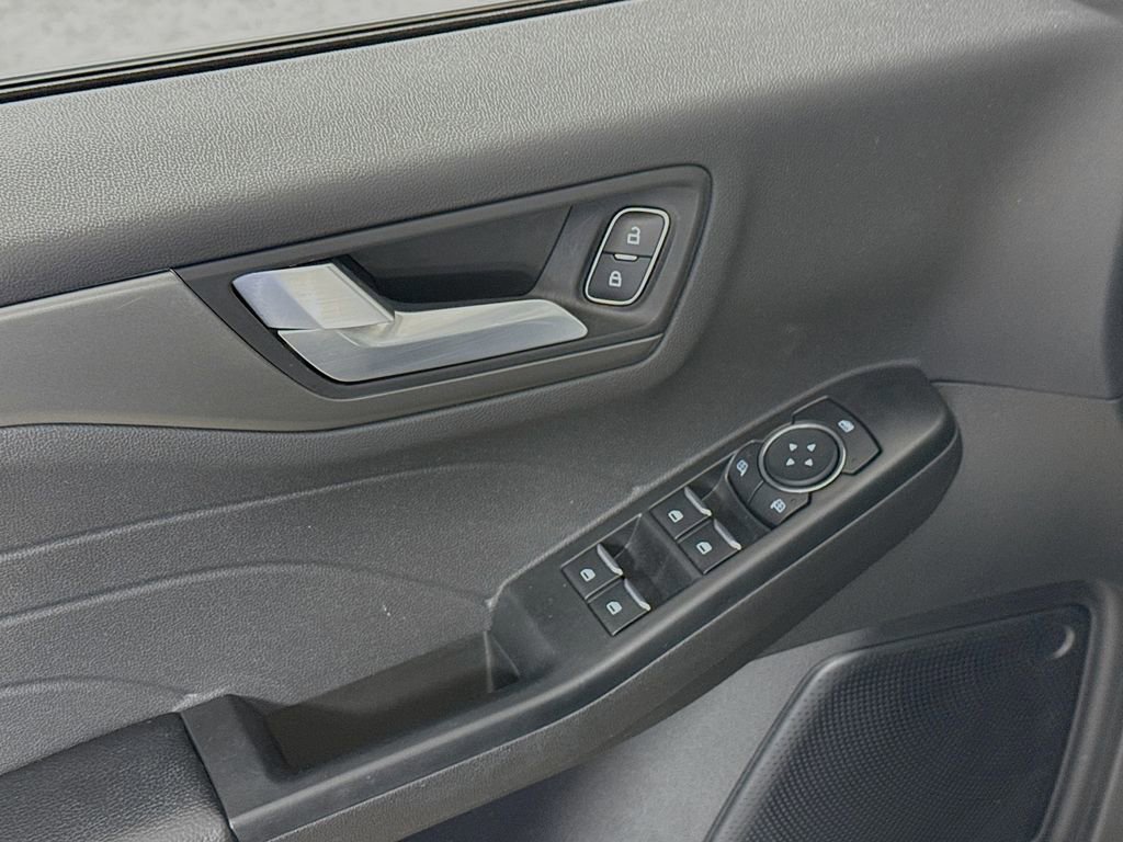 Certified 2023 Ford Escape SE image 21