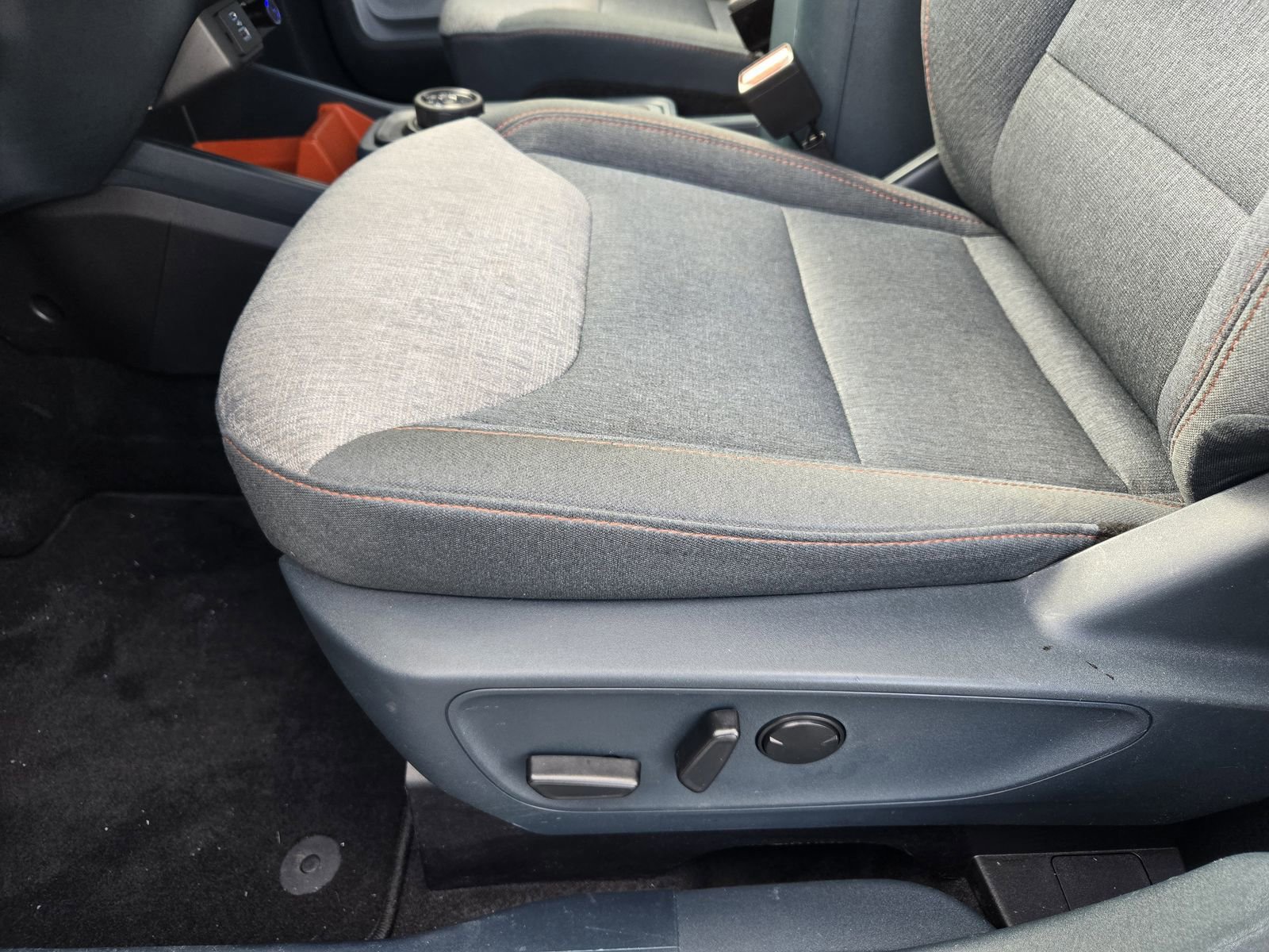 Certified 2024 Ford Maverick XLT w/ XLT Luxury Package image 21