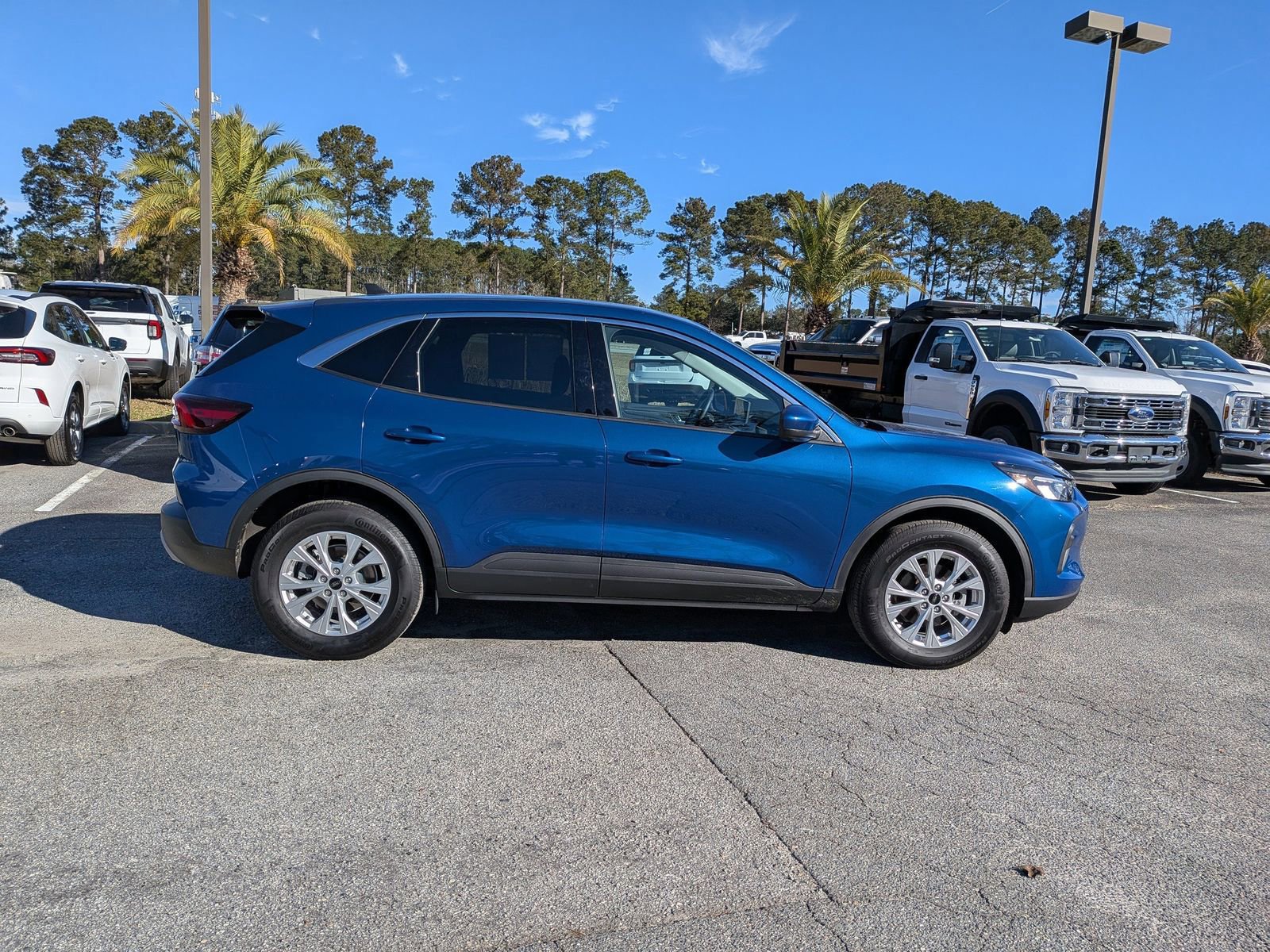 Certified 2023 Ford Escape Active w/ Tech Pack #2 image 6
