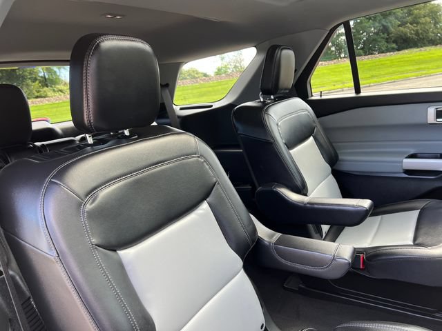 Certified 2023 Ford Explorer XLT w/ Equipment Group 202A AWD/4WD image 32