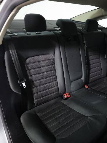 Certified 2020 Ford Fusion SE FWD image 10
