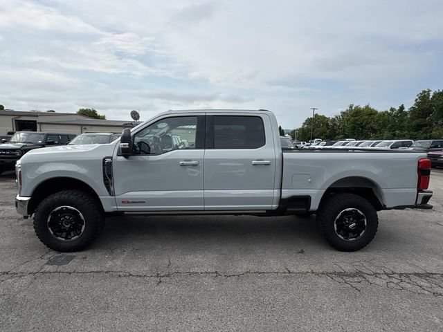 Certified 2025 Ford F350 Lariat w/ Tremor Off-Road Package AWD/4WD image 4