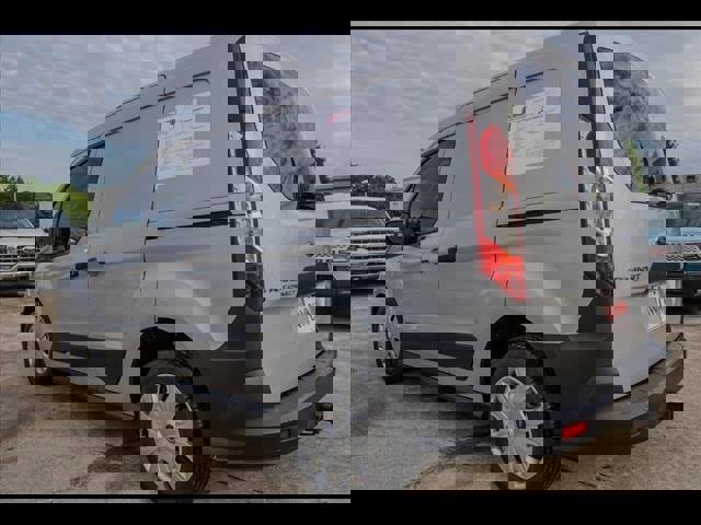 Certified 2022 Ford Transit Connect XL w/ Trailer Tow Package image 3