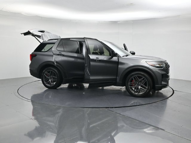 Certified 2025 Ford Explorer ST w/ Sun And Sound Package AWD/4WD image 56