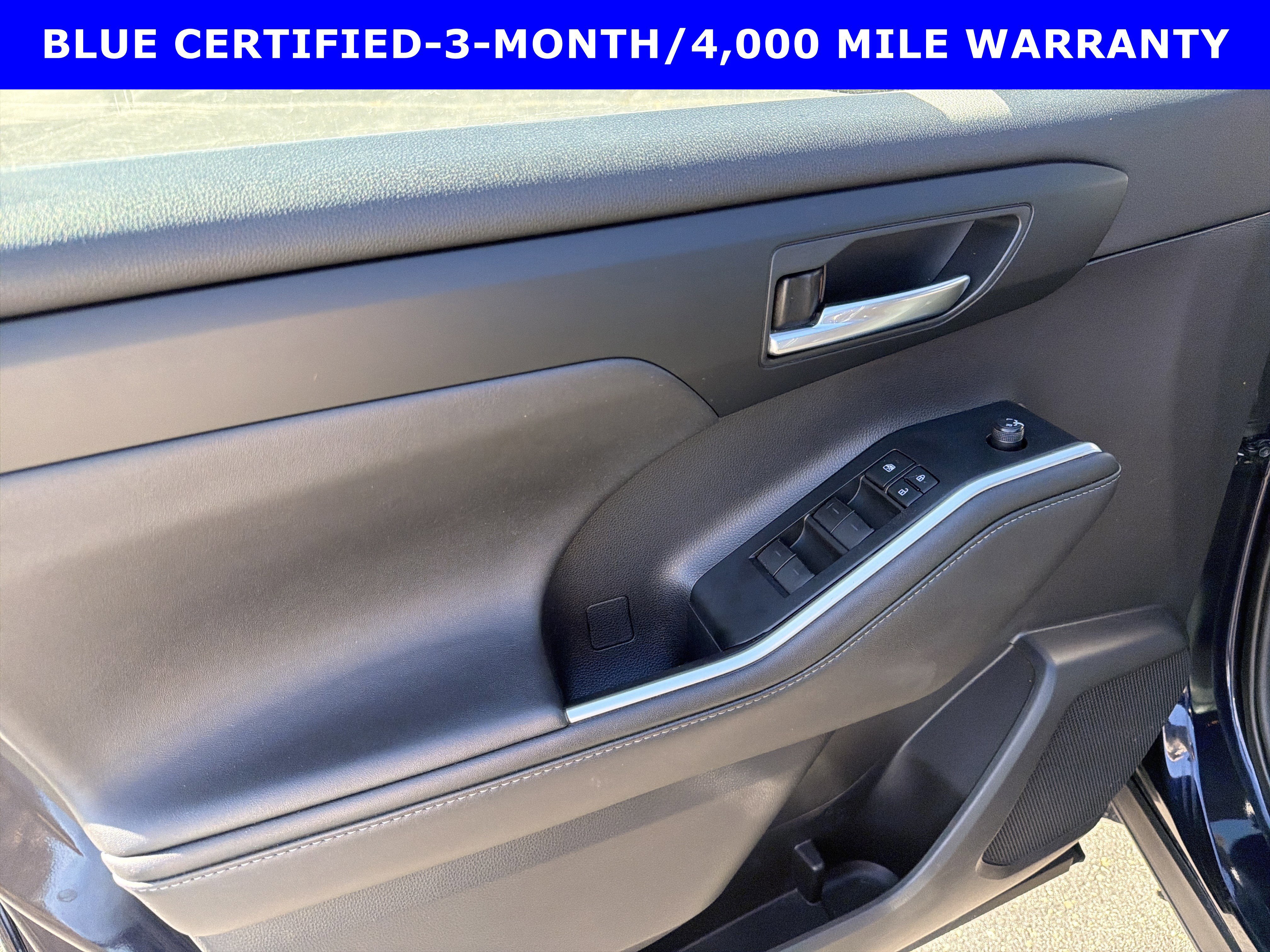 Used 2020 Toyota Highlander XLE image 10