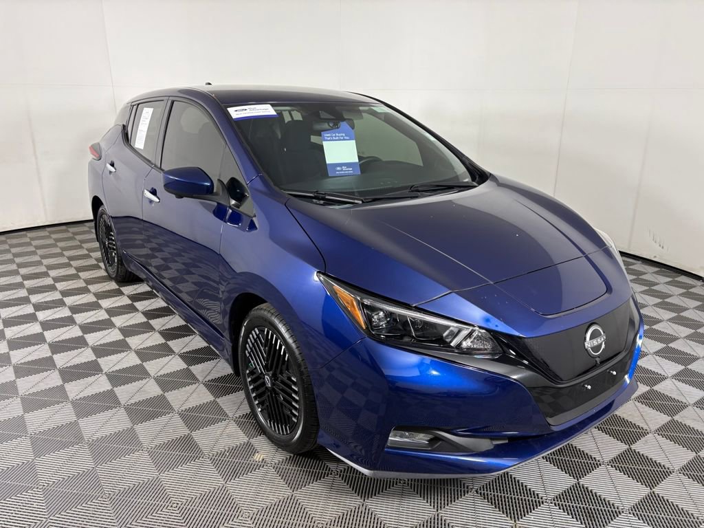 Used 2025 Nissan Leaf SV Plus image 7