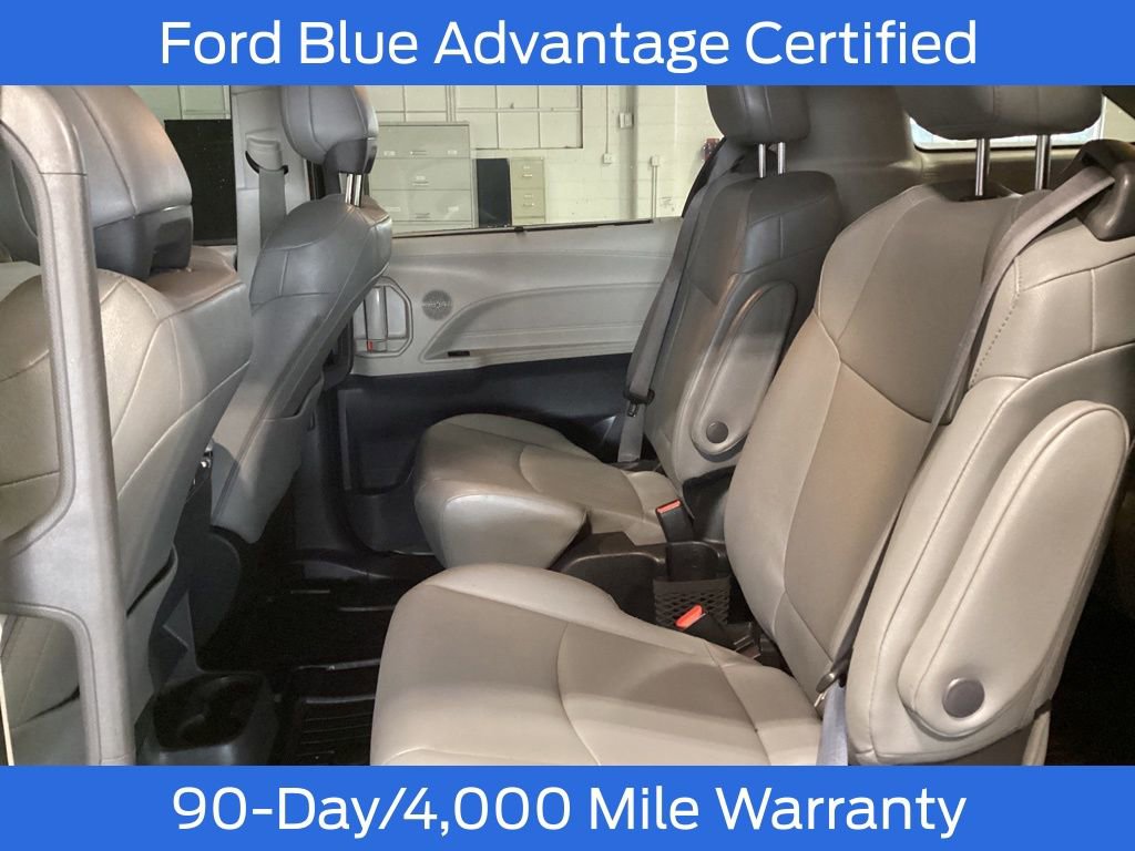 Used 2023 Toyota Sienna XLE image 14