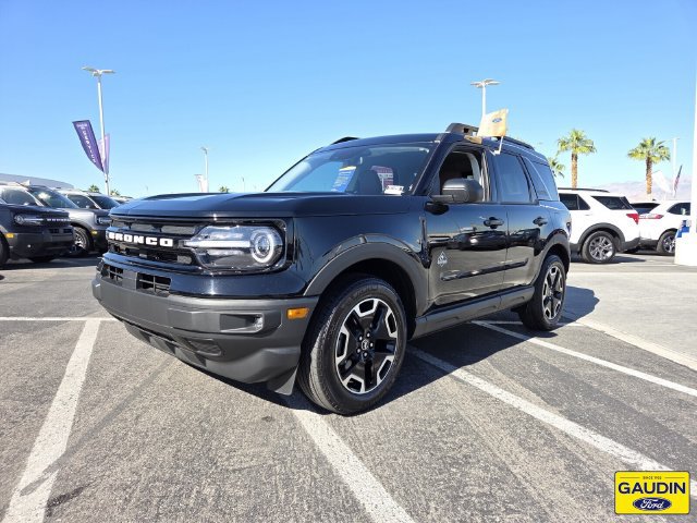 Certified 2023 Ford Bronco Sport Outer Banks w/ Tech Package AWD/4WD image 3