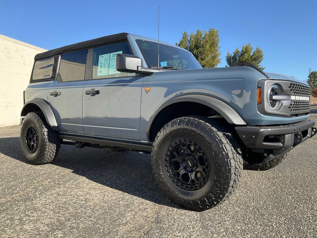 Certified 2023 Ford Bronco Badlands image 16
