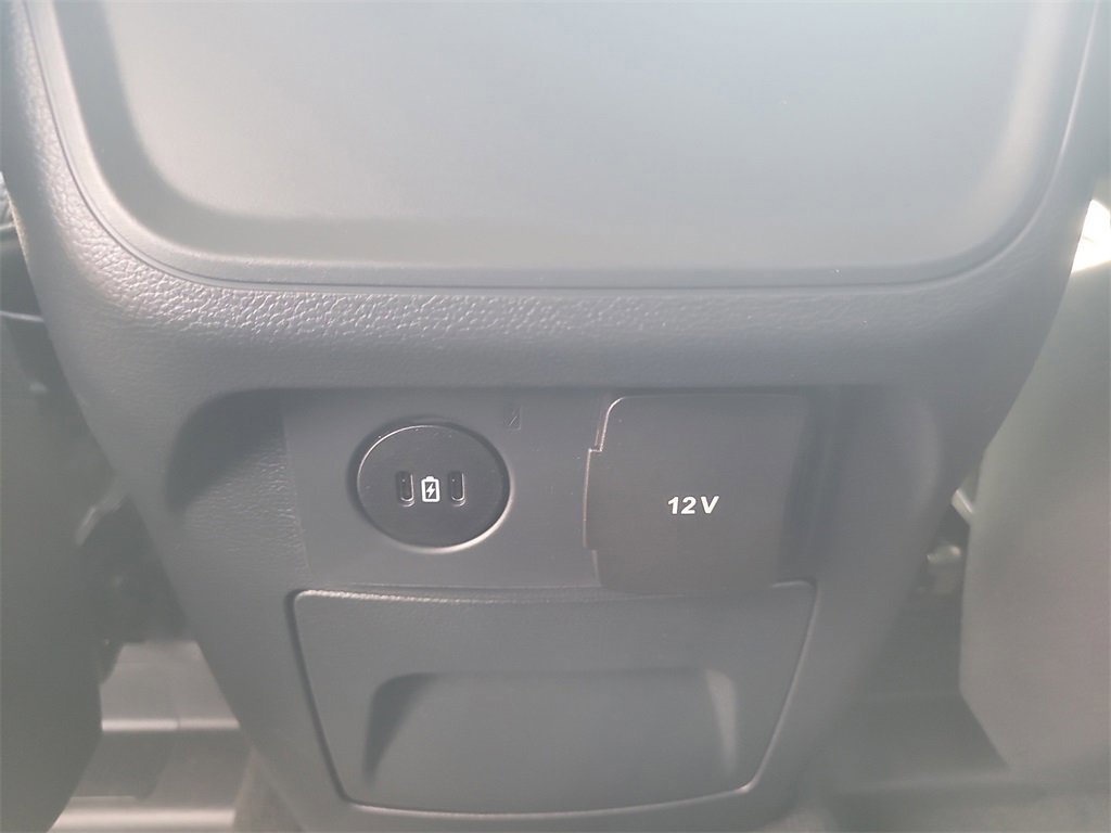 Certified 2025 Ford Explorer Active image 14