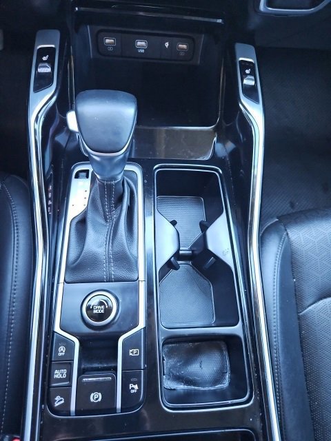 Used 2023 Kia Sorento SX image 19