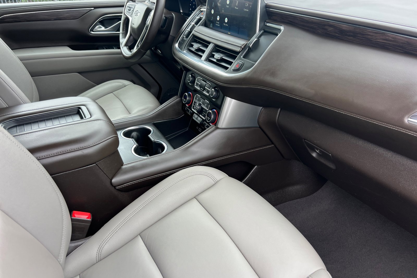 Used 2022 Chevrolet Tahoe Z71 image 18