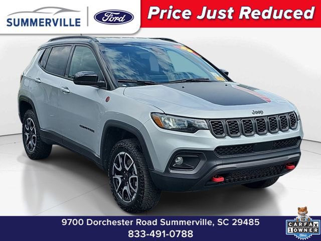 Used 2025 Jeep Compass Trailhawk