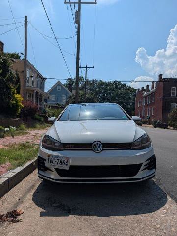 Used 2020 Volkswagen GTI SE FWD image 16