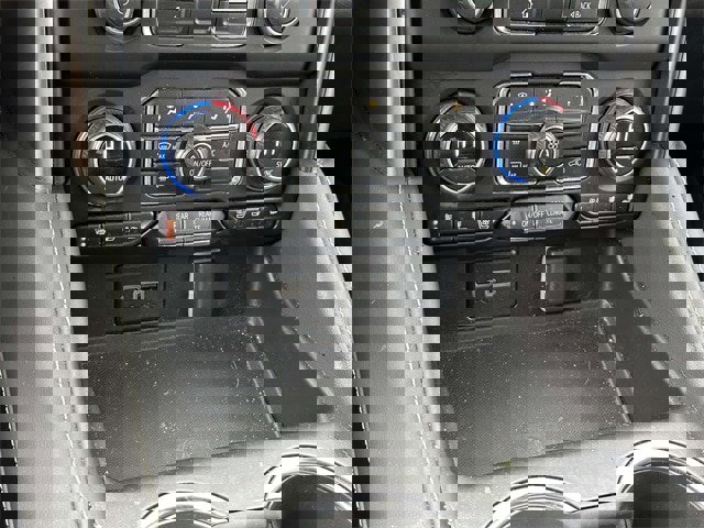 Used 2024 Chevrolet Tahoe Premier image 13