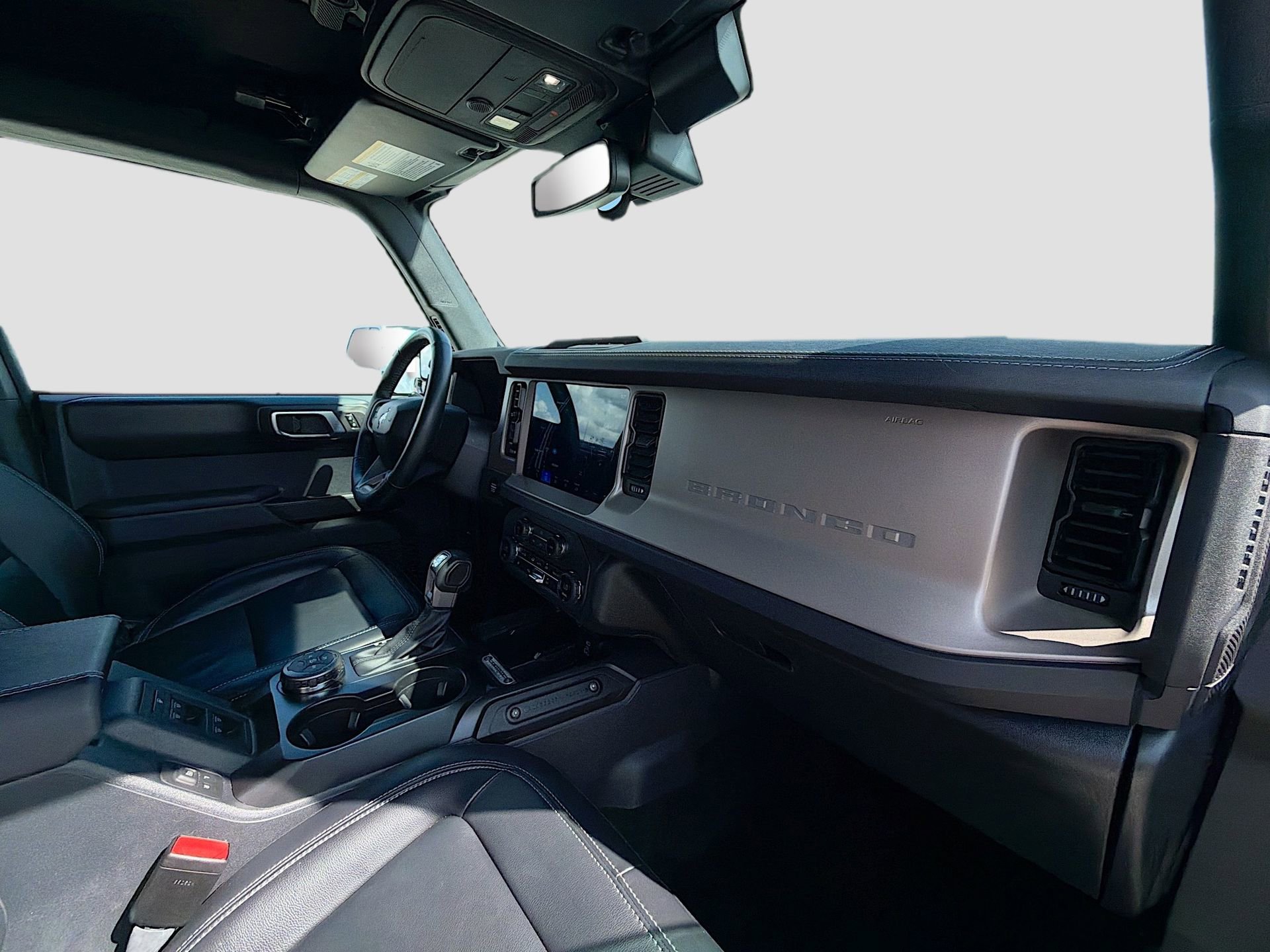 Certified 2025 Ford Bronco Outer Banks AWD/4WD image 29