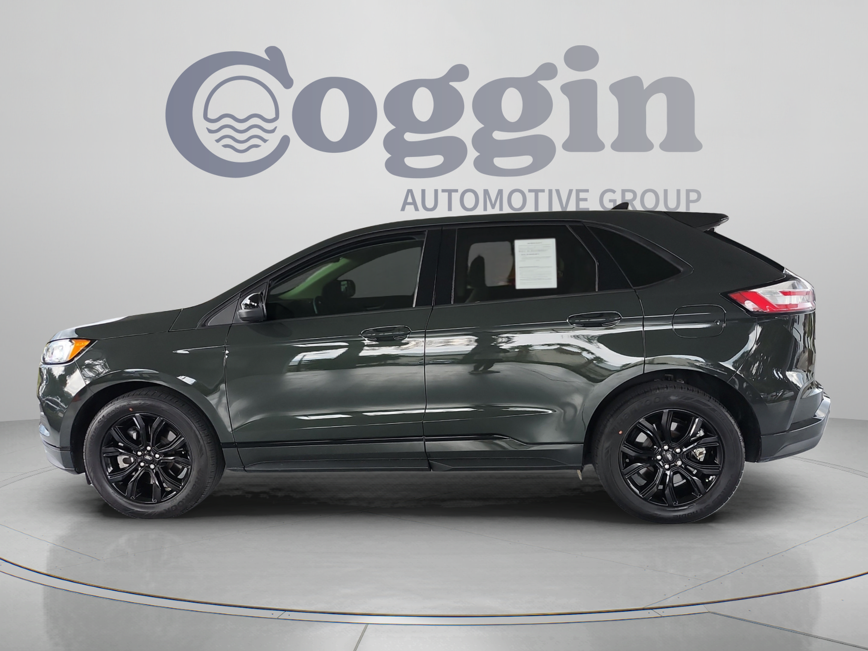 Certified 2024 Ford Edge SE w/ Black Appearance Package AWD/4WD image 2