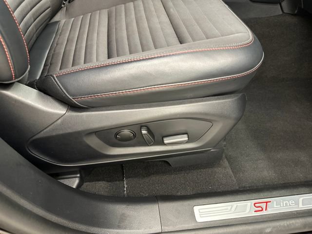 Certified 2025 Ford Explorer ST-Line image 12