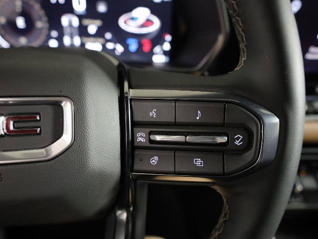 Used 2026 GMC Canyon AT4 w/ Technology Plus Package AWD/4WD image 18