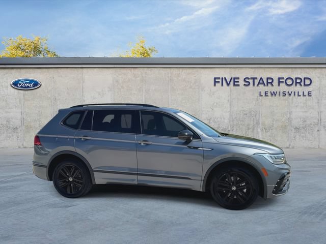 Used 2022 Volkswagen Tiguan SE R-Line FWD image 9