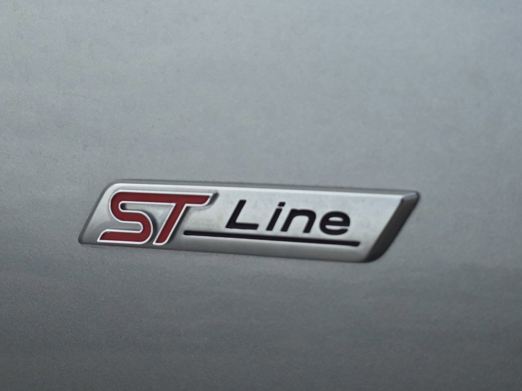 Certified 2023 Ford Escape ST-Line image 24